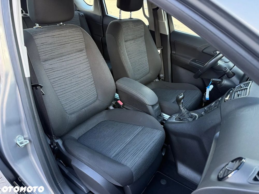 Opel Meriva - 18