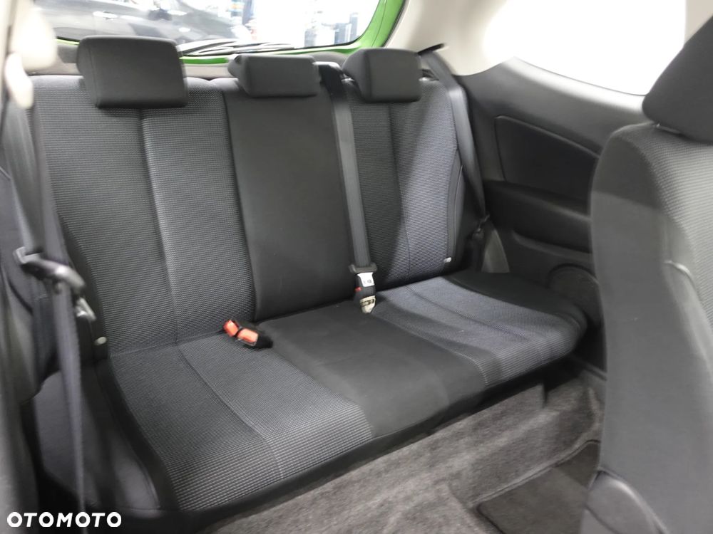 Mazda 2 - 26