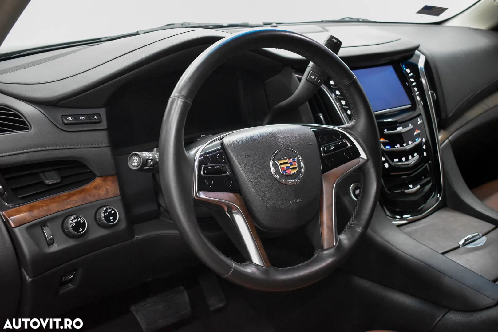 Cadillac Escalade 6.2 V8 Platinum - 10