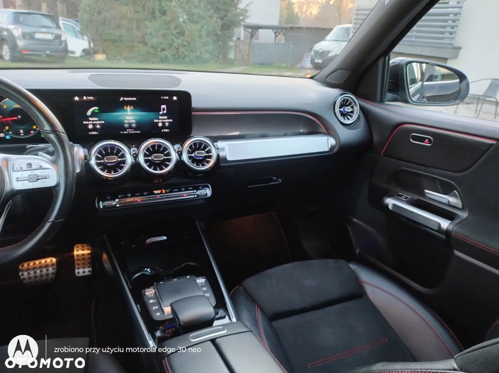 Mercedes-Benz GLB 200 d 4-Matic AMG Line 8G-DCT - 22