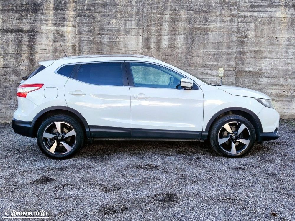 Nissan Qashqai 1.5 dCi N-Connecta - 34