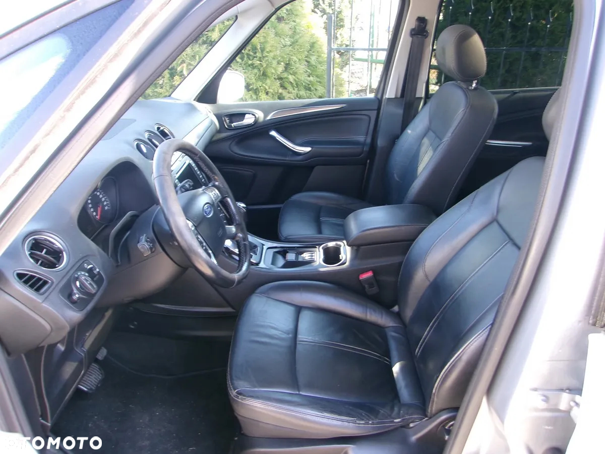 Ford Galaxy - 5