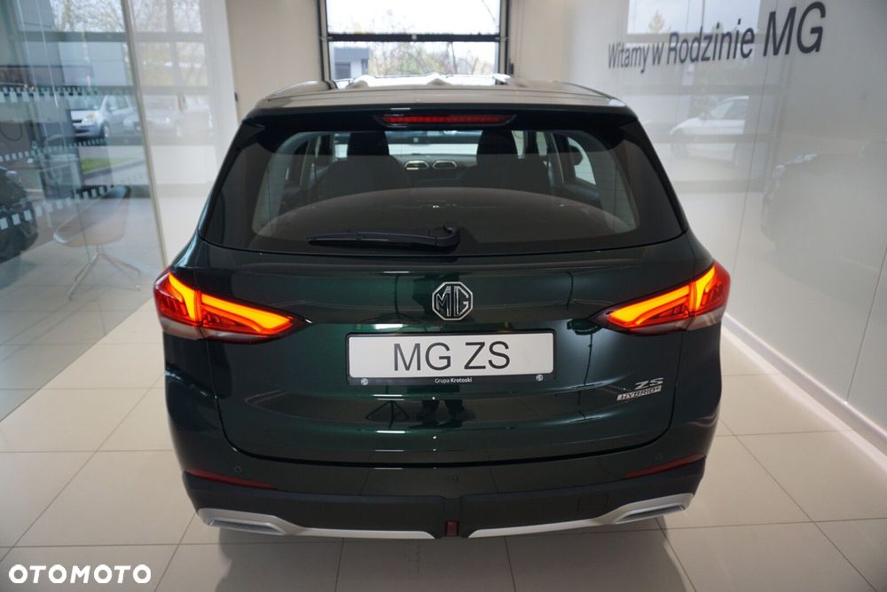 MG ZS Hybrid+ - 17