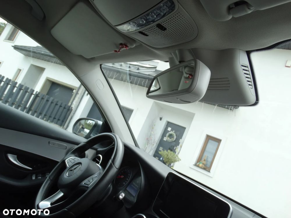 Mercedes-Benz GLC - 22