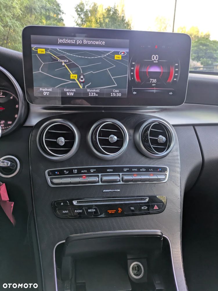 Mercedes-Benz Klasa C 250 d 4Matic 9G-TRONIC AMG Line - 22