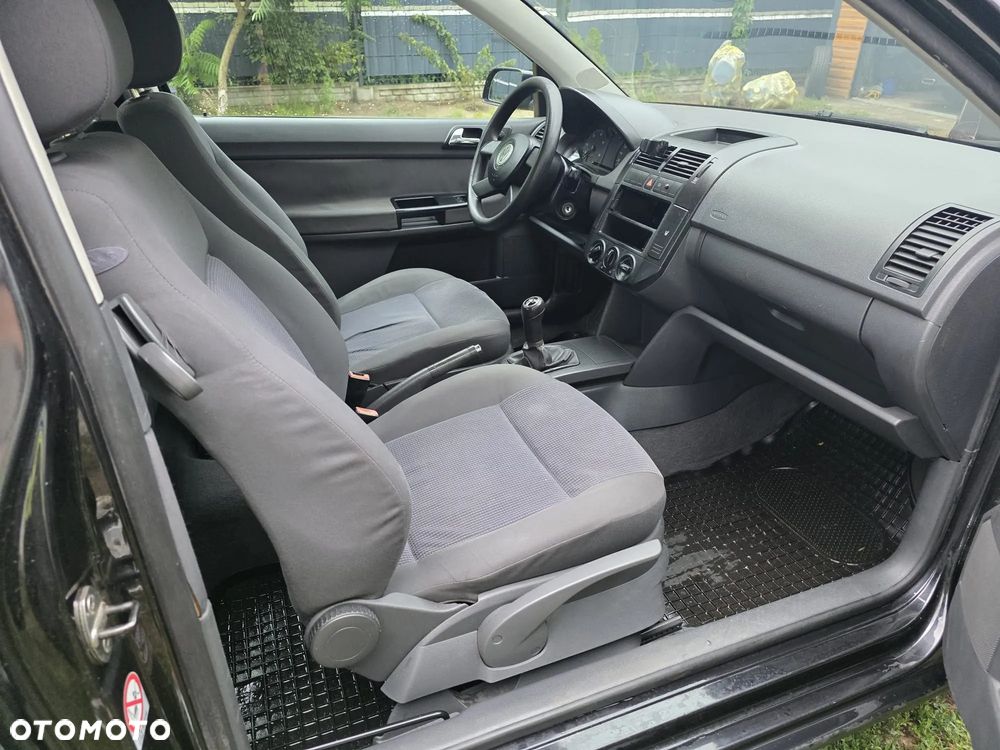Volkswagen Polo 1.4 TDI Comfortline - 3
