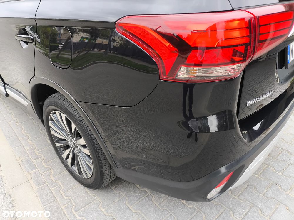 Mitsubishi Outlander - 7
