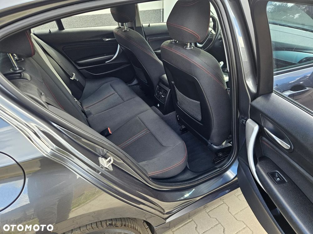 BMW Seria 1 120d Sport-Aut Sport Line - 8