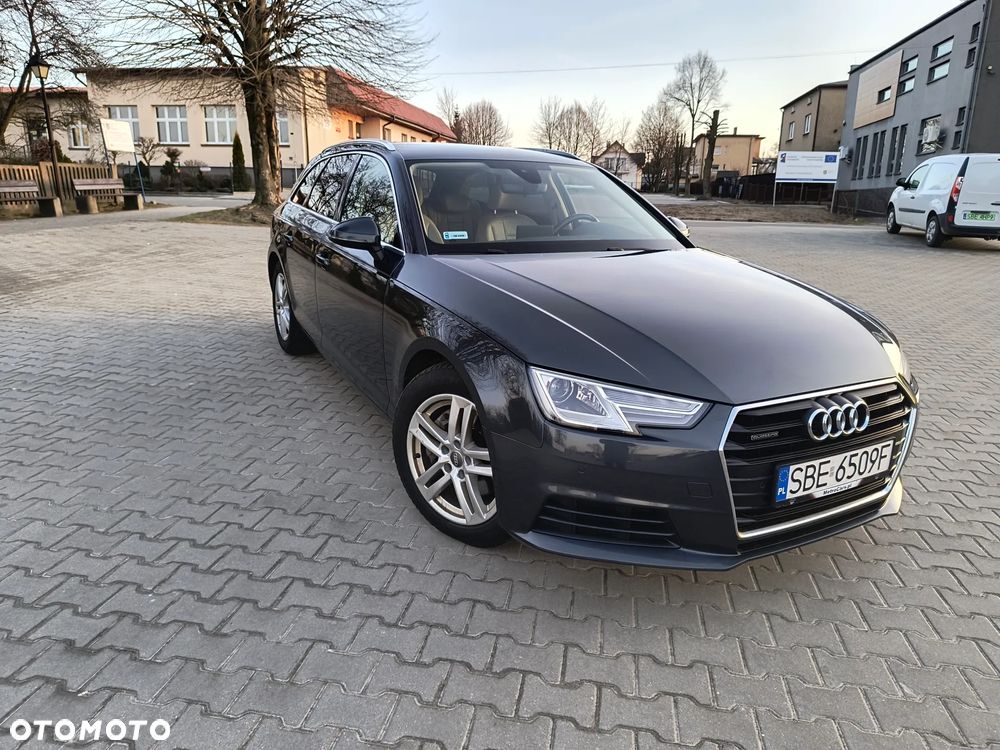 Audi A4 Avant 2.0 TDI S tronic quattro design - 4