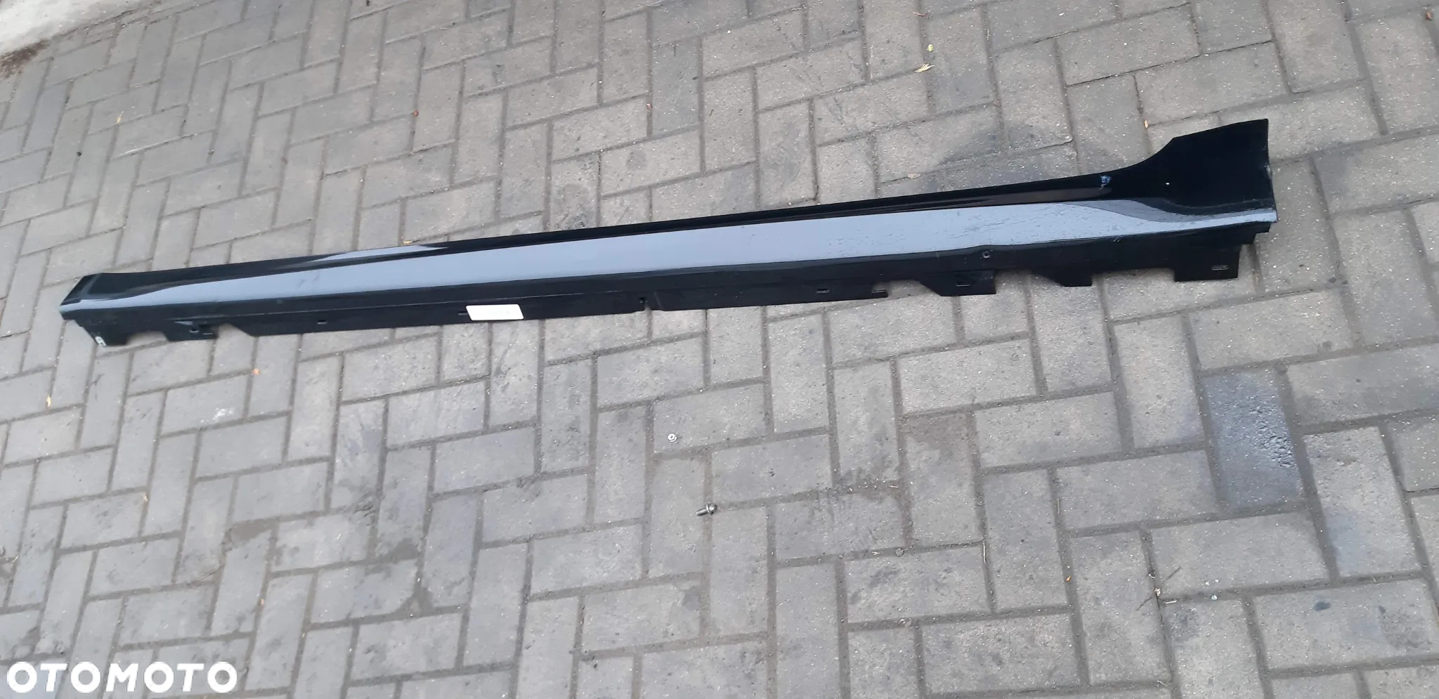 Listwa progowa lewa 475 M Pakiet 8064743 BMW G31 xDrive 2.0B hybryda 2022r lift kombi 4x4 - 2