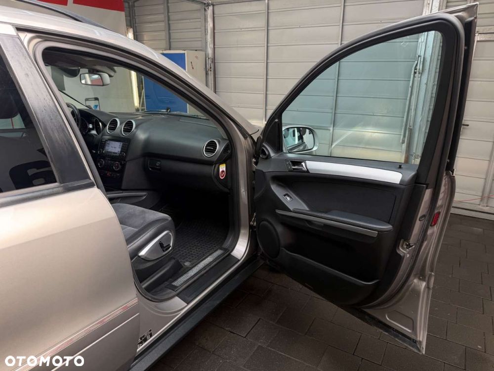 Mercedes-Benz ML - 7