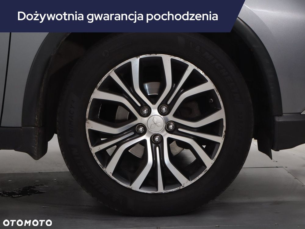 Mitsubishi Outlander - 17