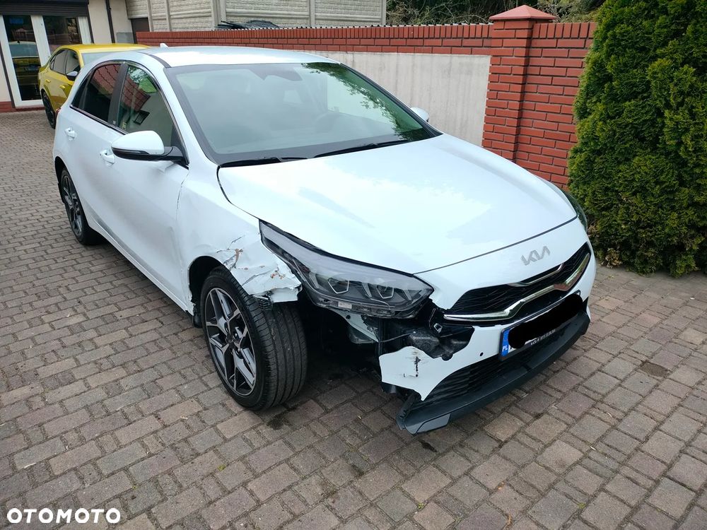Kia Ceed 1.5 T-GDI Tribute DCT - 4
