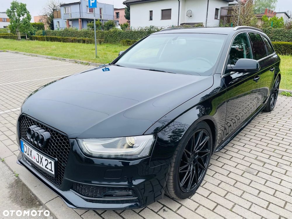 Audi A4 Avant 2.0 TDI DPF quattro S tronic S line Sportpaket - 2