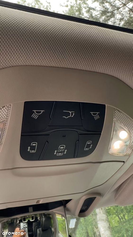Chrysler Pacifica - 14