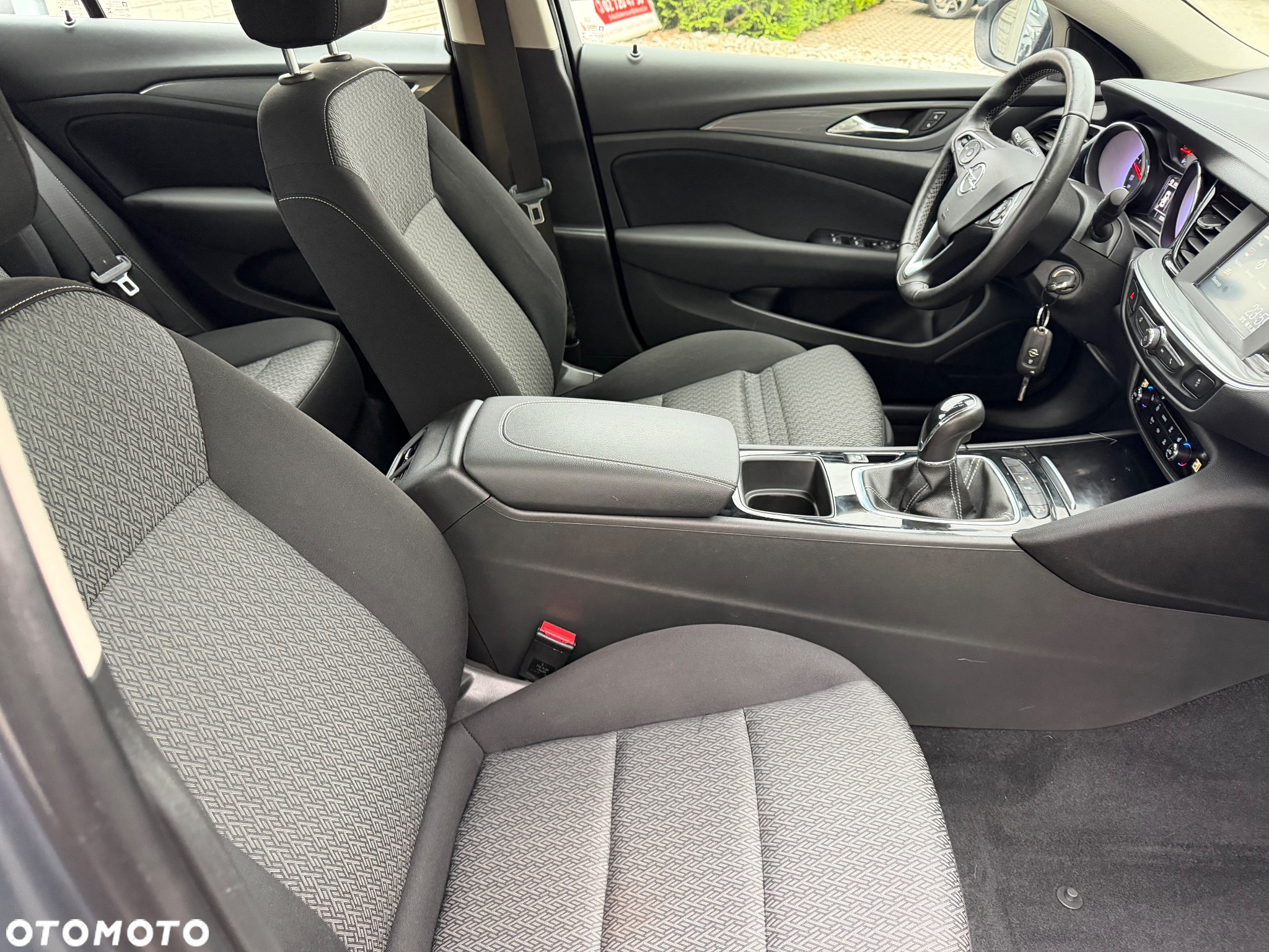 Opel Insignia 1.6 CDTI Innovation S&S - 8