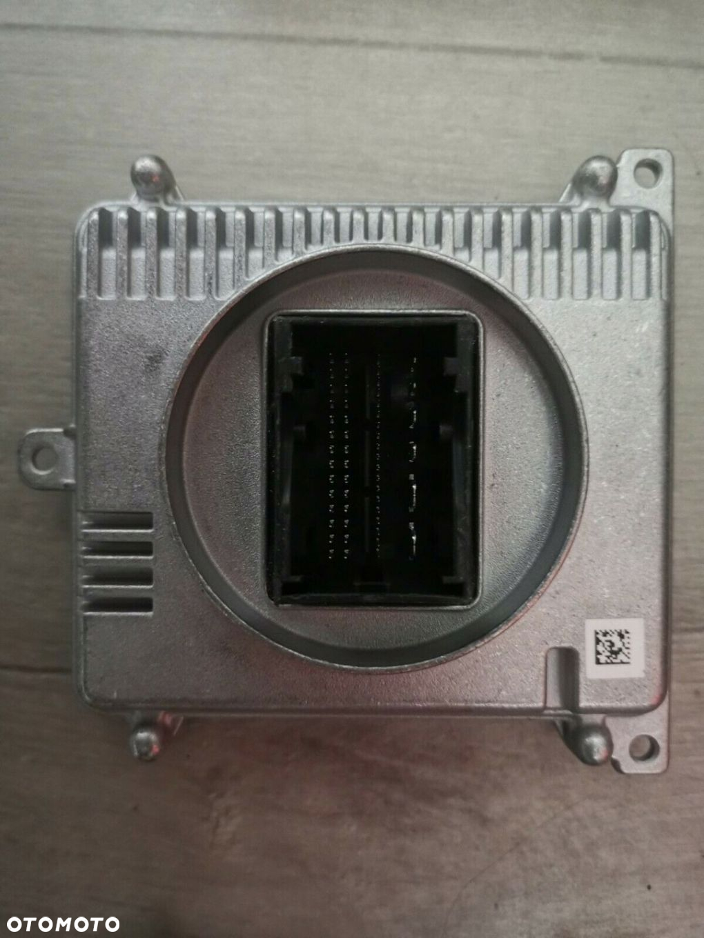 Volkswagen OE 992941572B - 3
