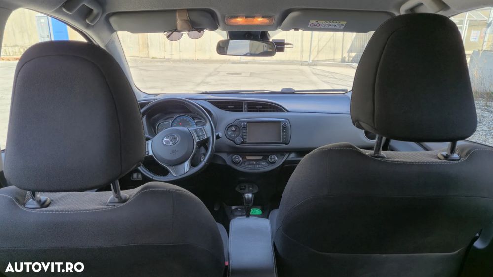 Toyota Yaris - 7