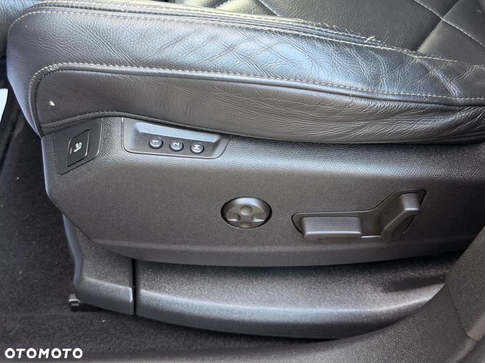 DS Automobiles DS 7 Crossback 2.0 BlueHDi Performance Line + - 15