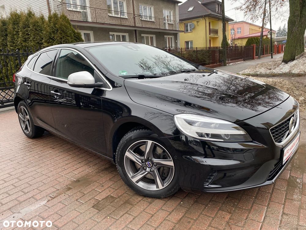 Volvo V40 D3 Geartronic RDesign - 23