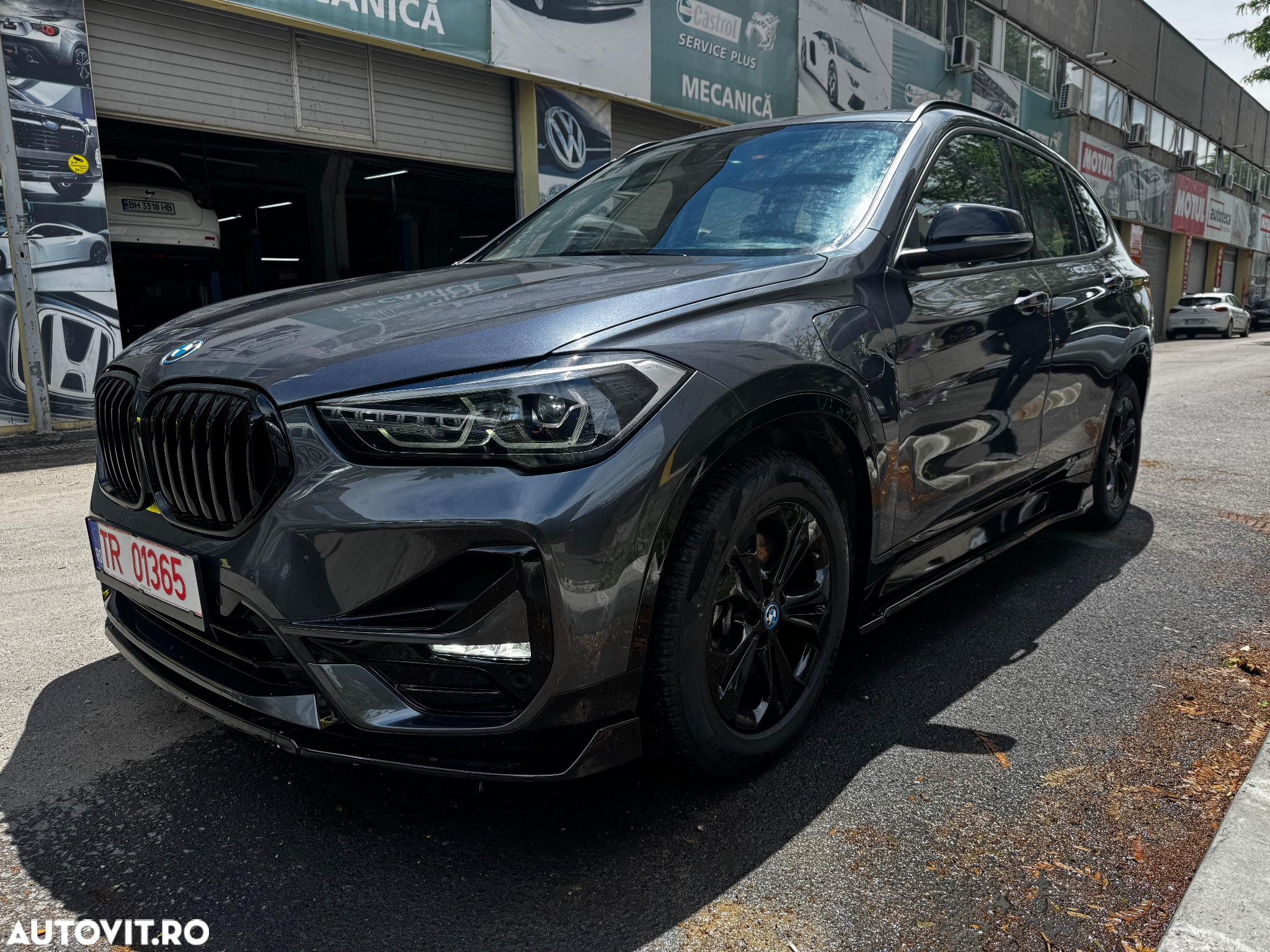 BMW X1 xDrive25e AT PHEV - 3