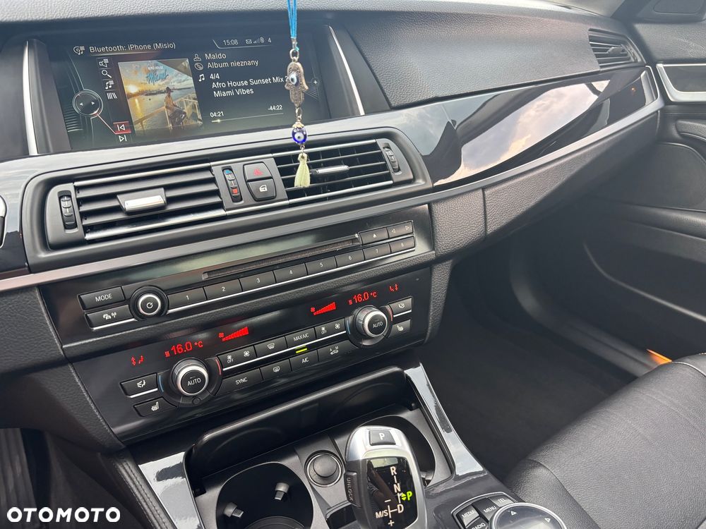 BMW Seria 5 520d Luxury Line - 30