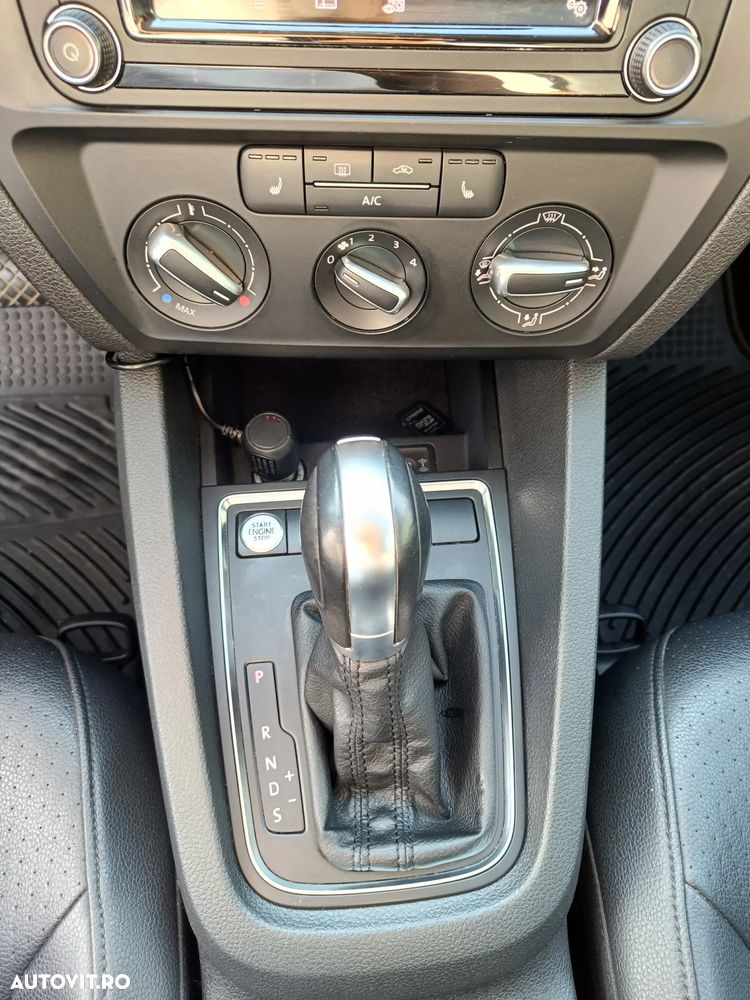 Volkswagen Jetta - 10