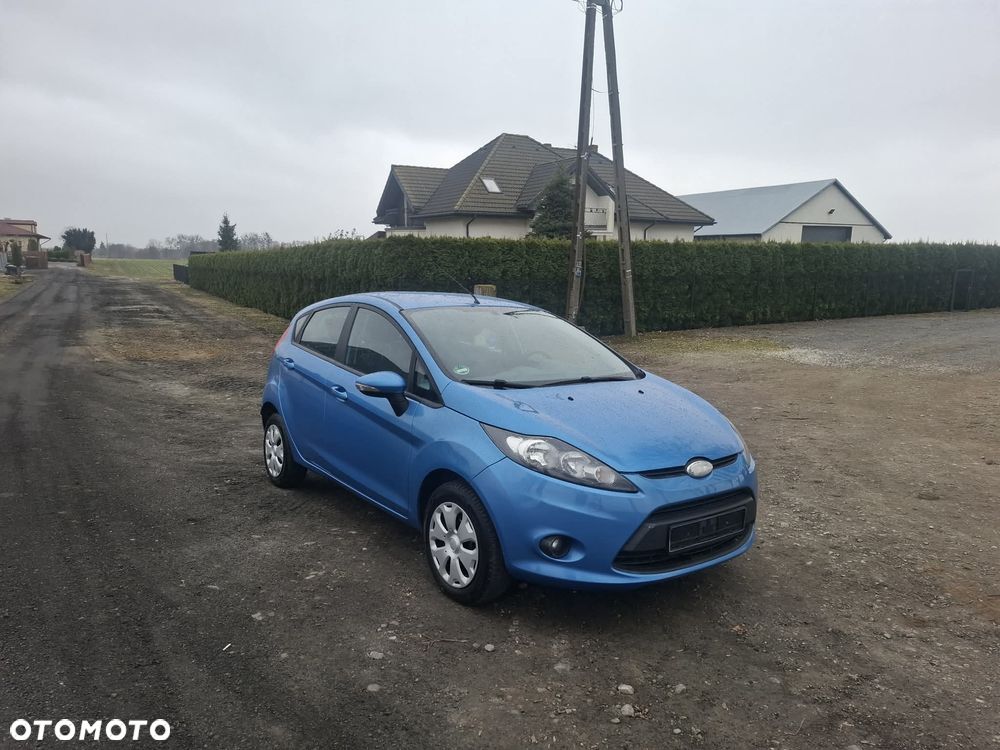 Ford Fiesta - 10
