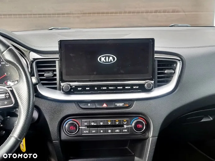 Kia ProCeed 1.5 T-GDI GT Line DCT - 33