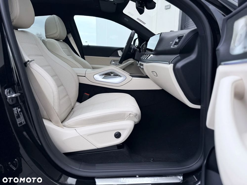 Mercedes-Benz GLE - 27