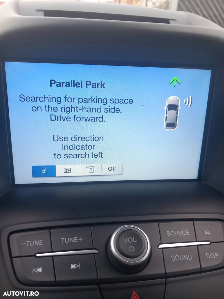 Ford Kuga 2.0 TDCi 4WD Powershift Vignale - 10