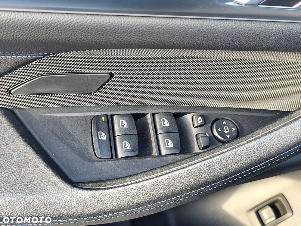 BMW i4 80.7kWh eDrive 40 M Sport - 15