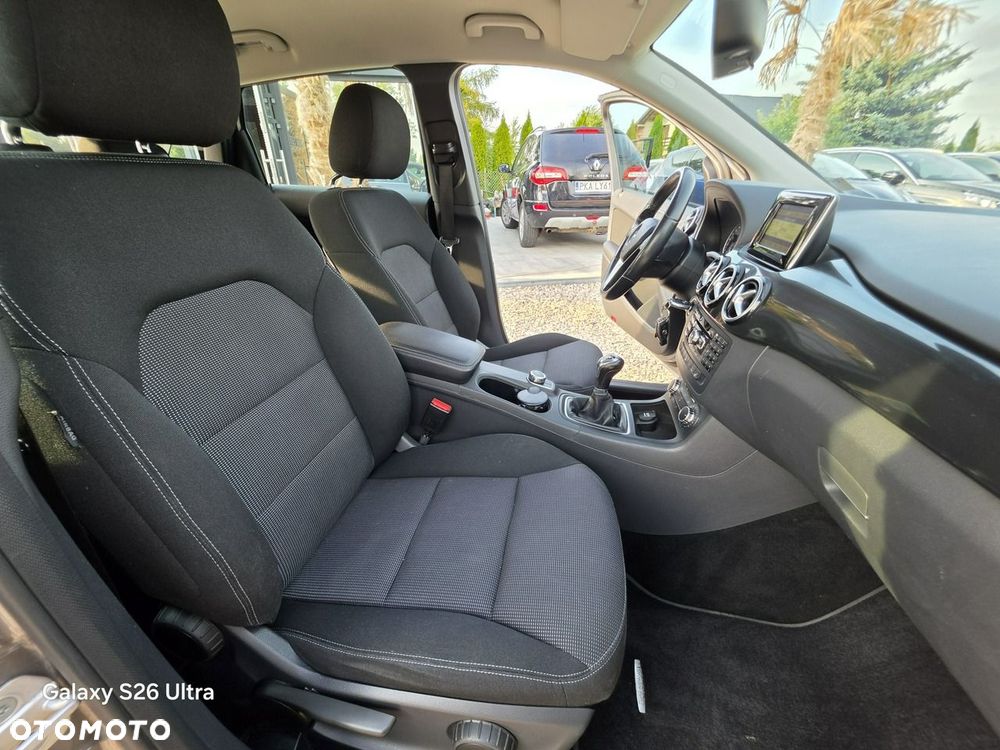 Mercedes-Benz Klasa B 180 CDI (BlueEFFICIENCY) - 29