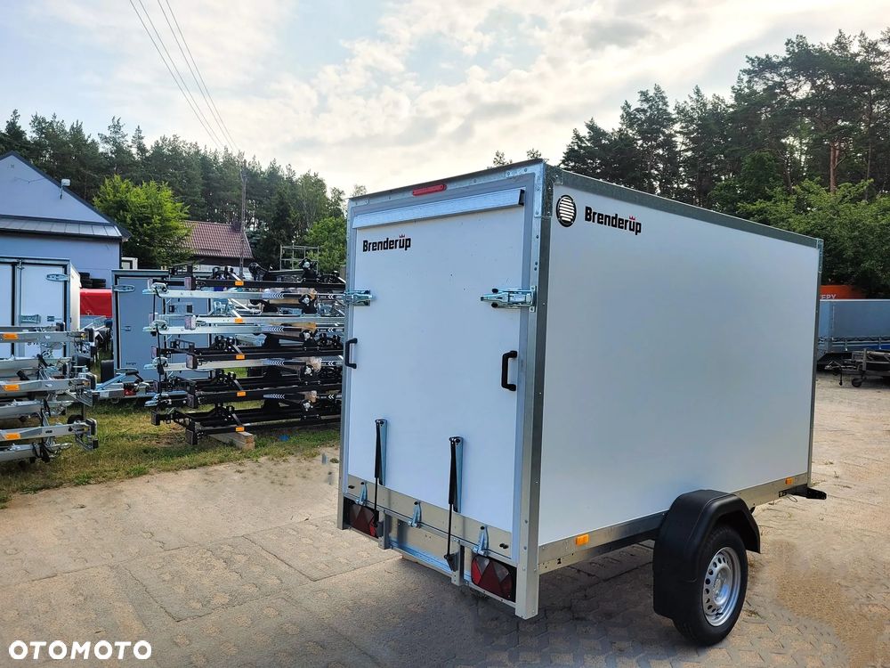 Brenderup Przyczepa CARGO CD260 750kg furgon z rampą lub z drzwiami 260x130cm H150 lekka 750kg - 1
