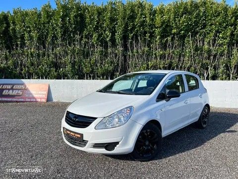 Opel Corsa 1.3 CDTi Enjoy - 2