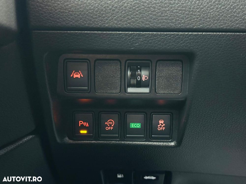 Nissan Qashqai 1.2 DIG-T Start/Stop X-TRONIC N-Connecta - 24