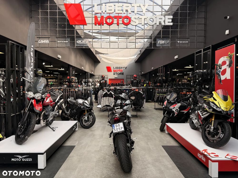 Triumph Street Triple - 6