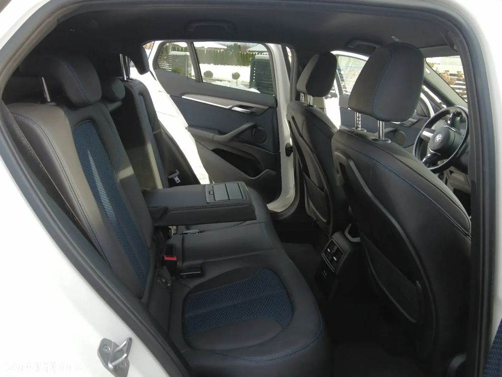 BMW X2 xDrive20i M Mesh sport - 13