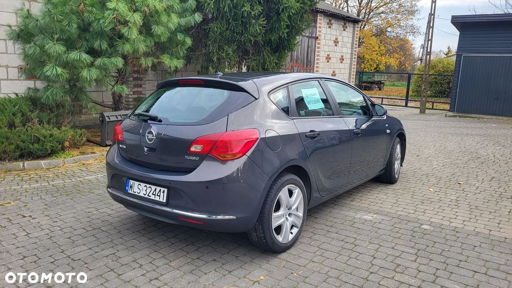 Opel Astra - 4