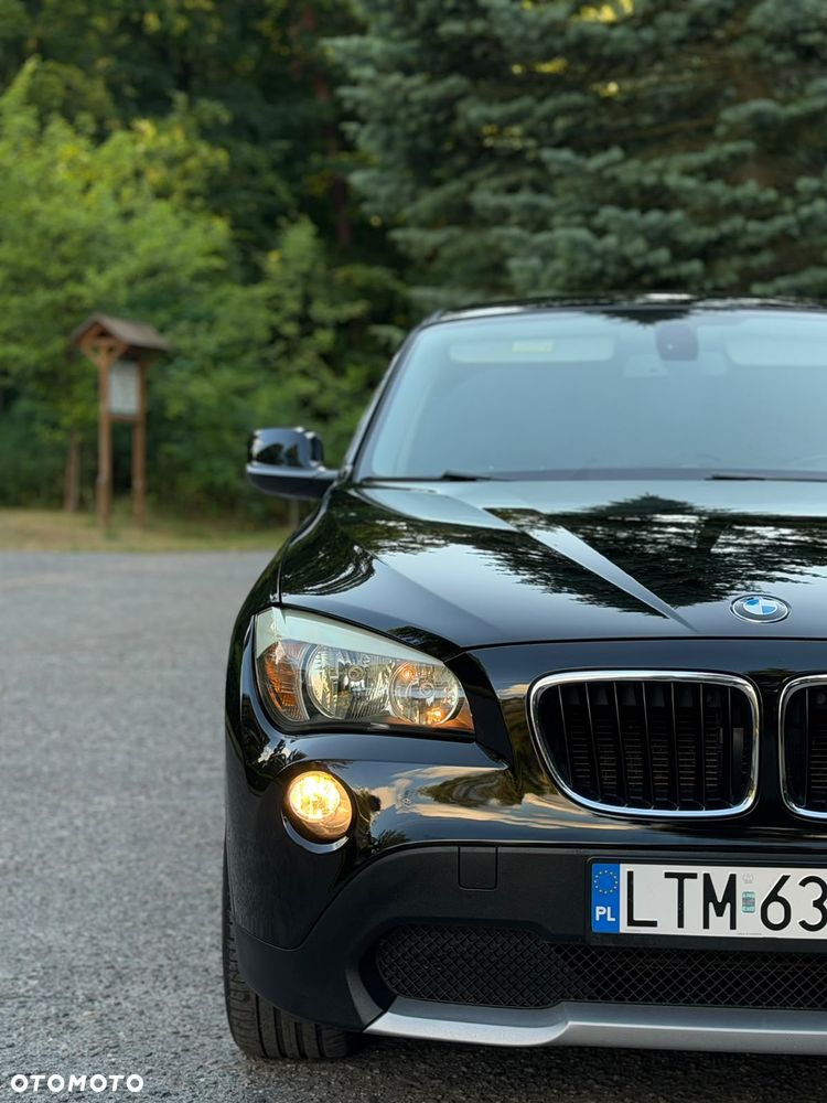 BMW X1 sDrive18d xLine - 28