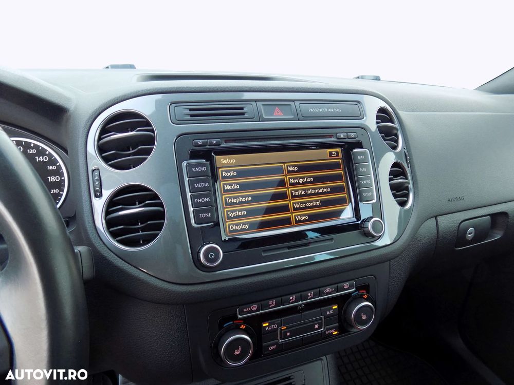 Volkswagen Tiguan 2.0 TDI DPF 4Motion BlueMotion Technology DSG Sport & Style - 21