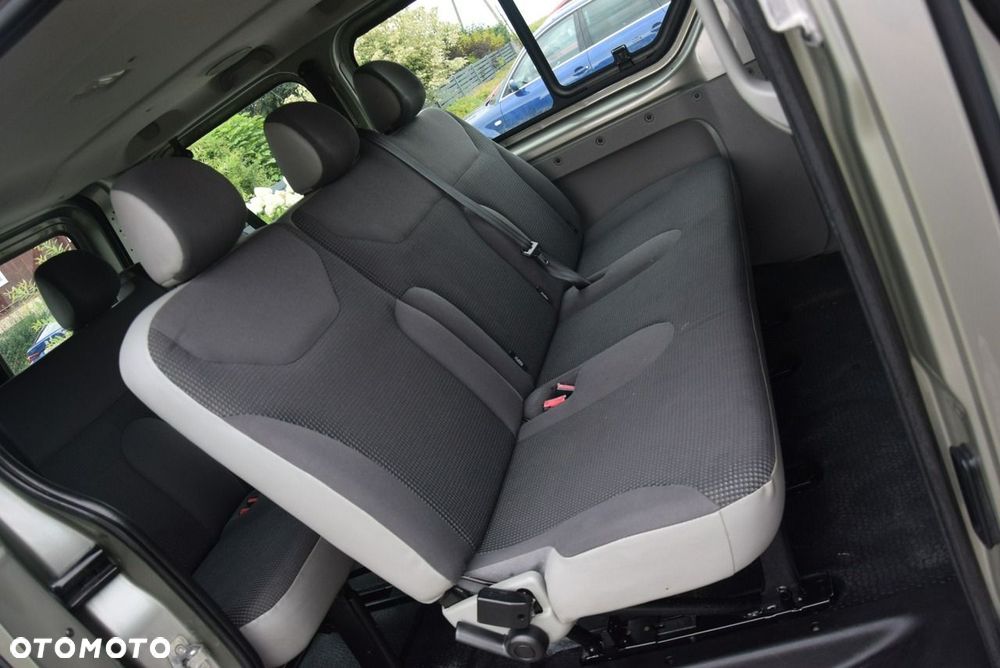 Opel Vivaro - 22