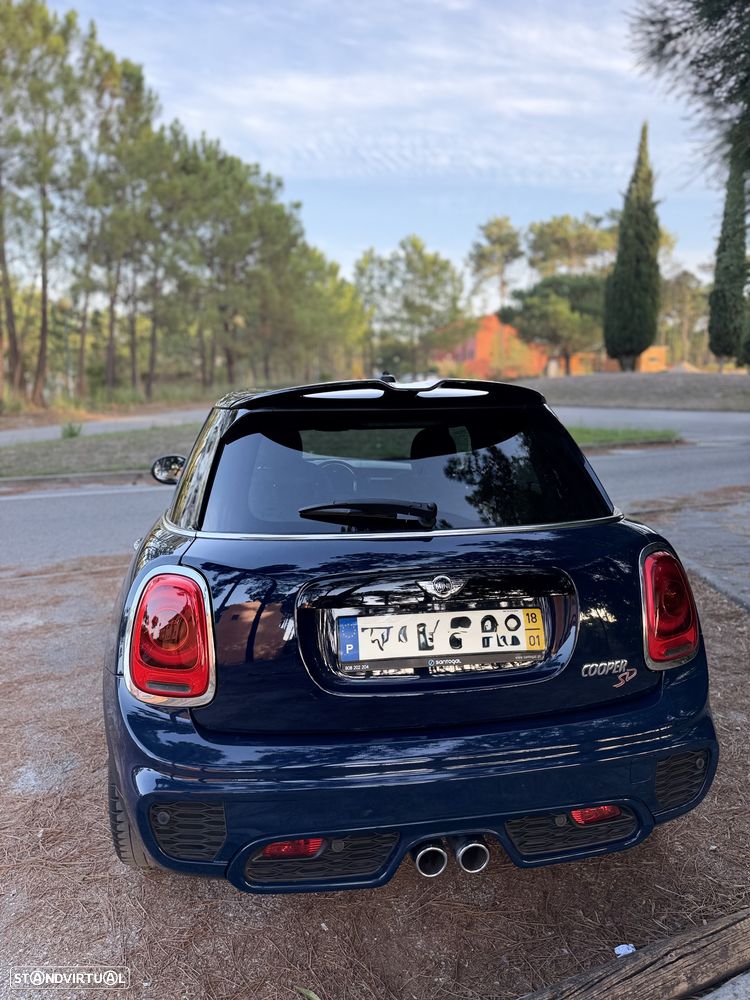 MINI 5 Portas Cooper SD Auto Desportiva - 9
