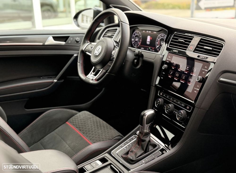 VW Golf 2.0 TSI GTI DSG Performance - 15
