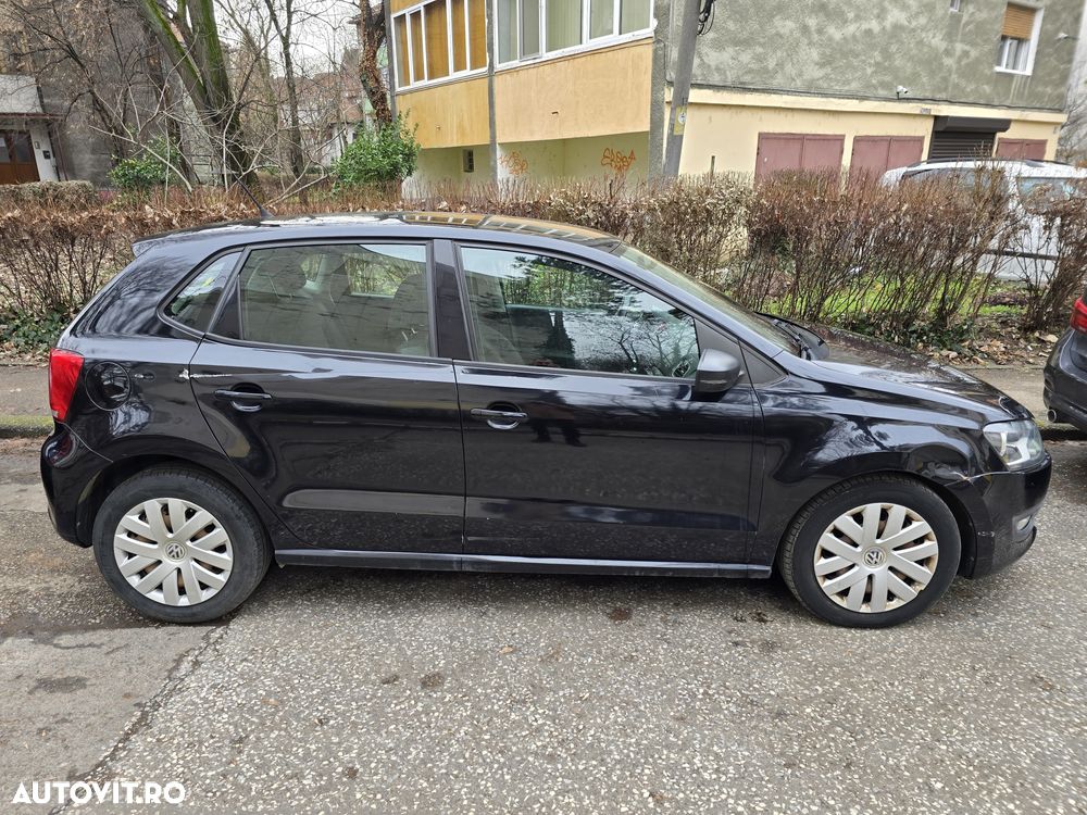 Volkswagen Polo - 2
