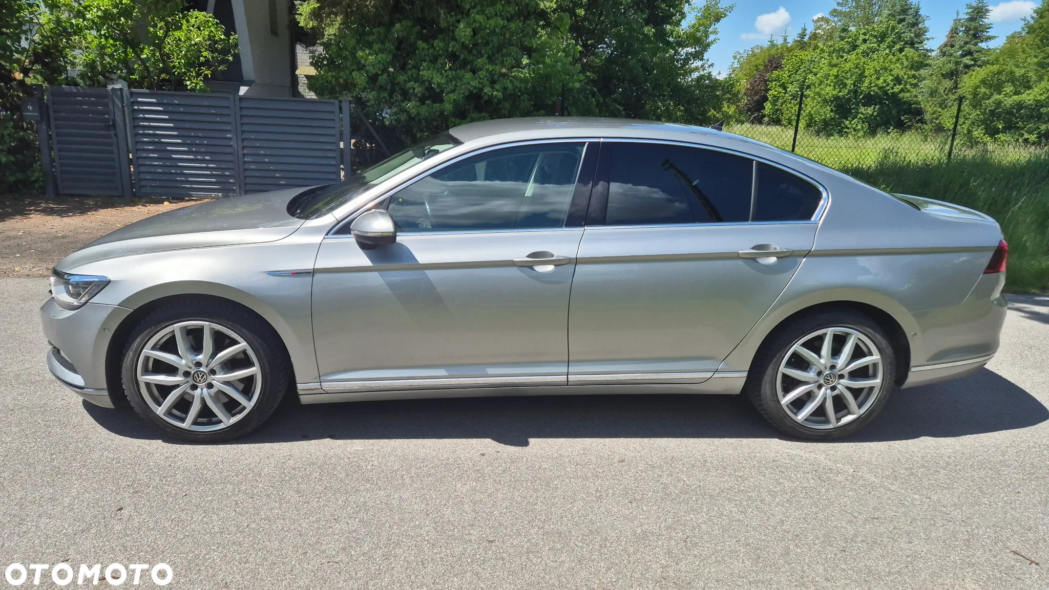 Volkswagen Passat 2.0 TDI Bi-Turbo BMT 4Mot Highline DSG - 2