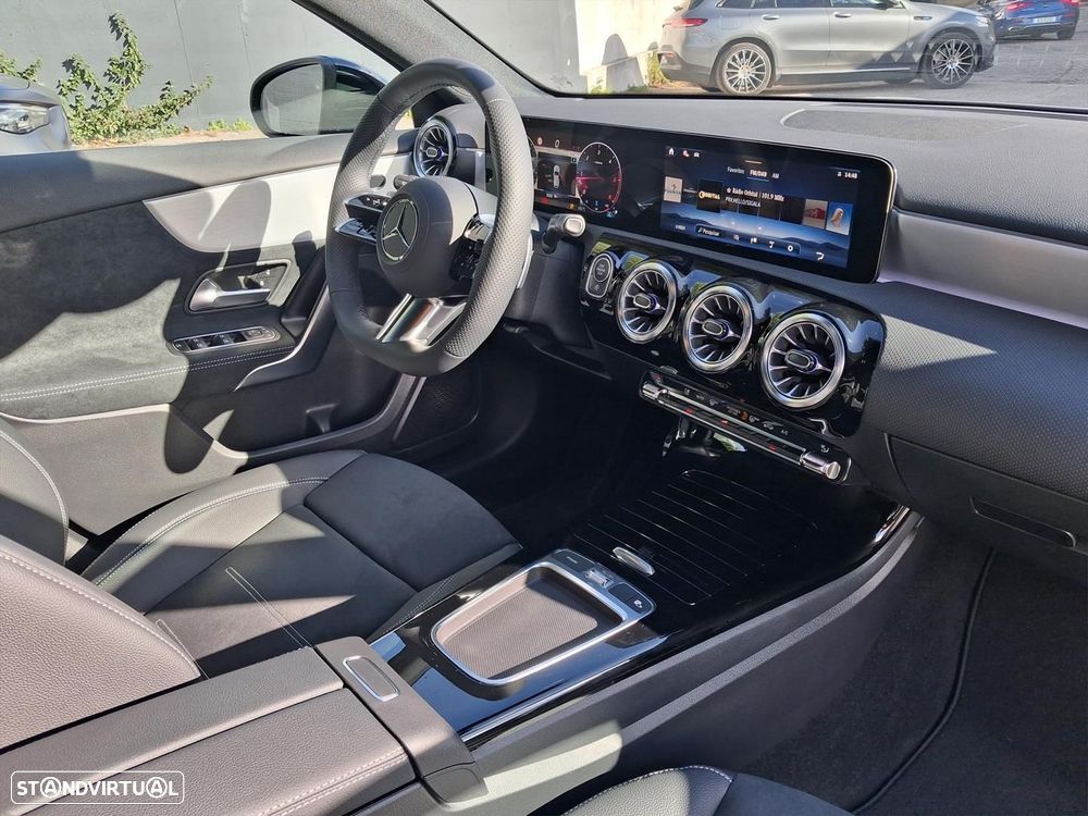 Mercedes-Benz A 180 - 37