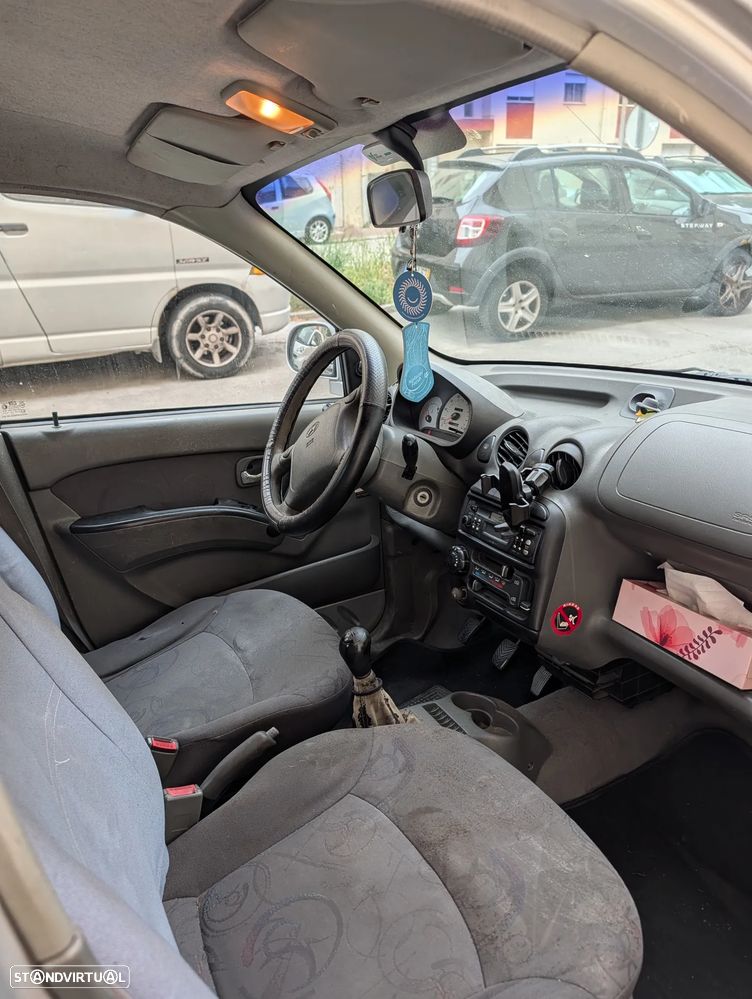 Hyundai Atos 1.0 Confort - 12
