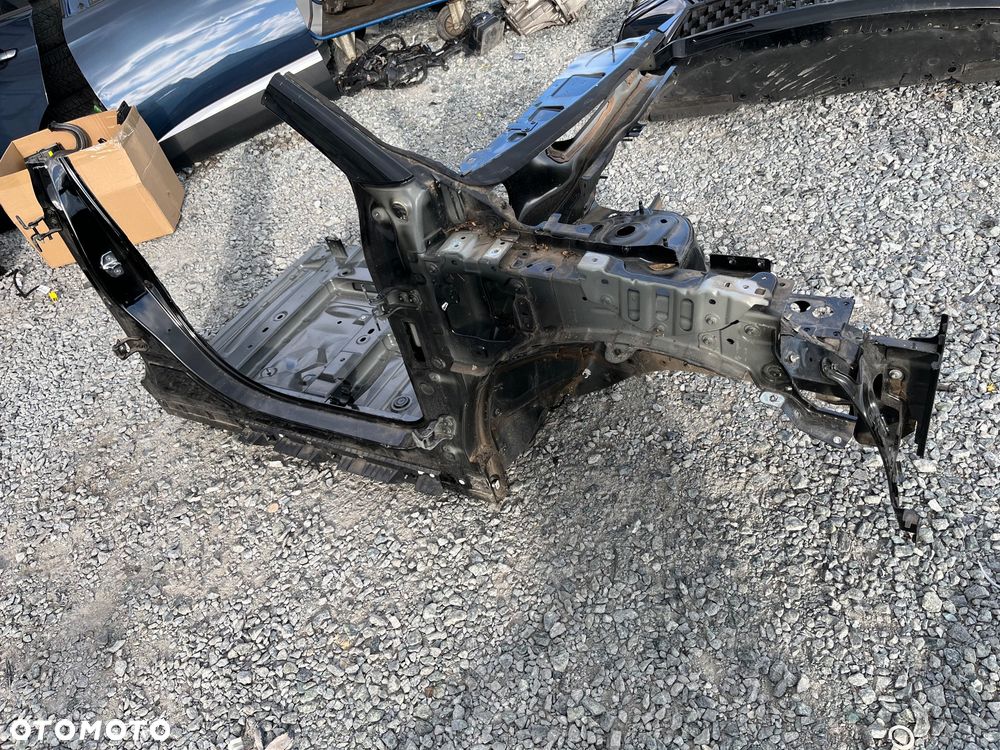 Ćwiartka prawa fartuch słupek próg Renault Megane V E-TECH - 1