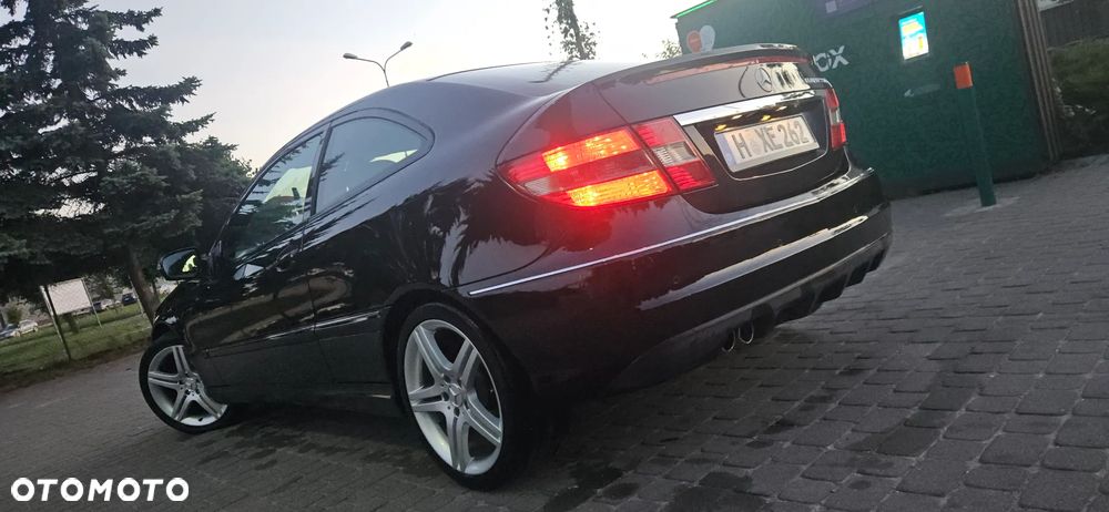 Mercedes-Benz CLC - 13